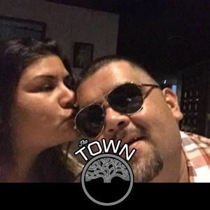 Meet your Posher, Gil